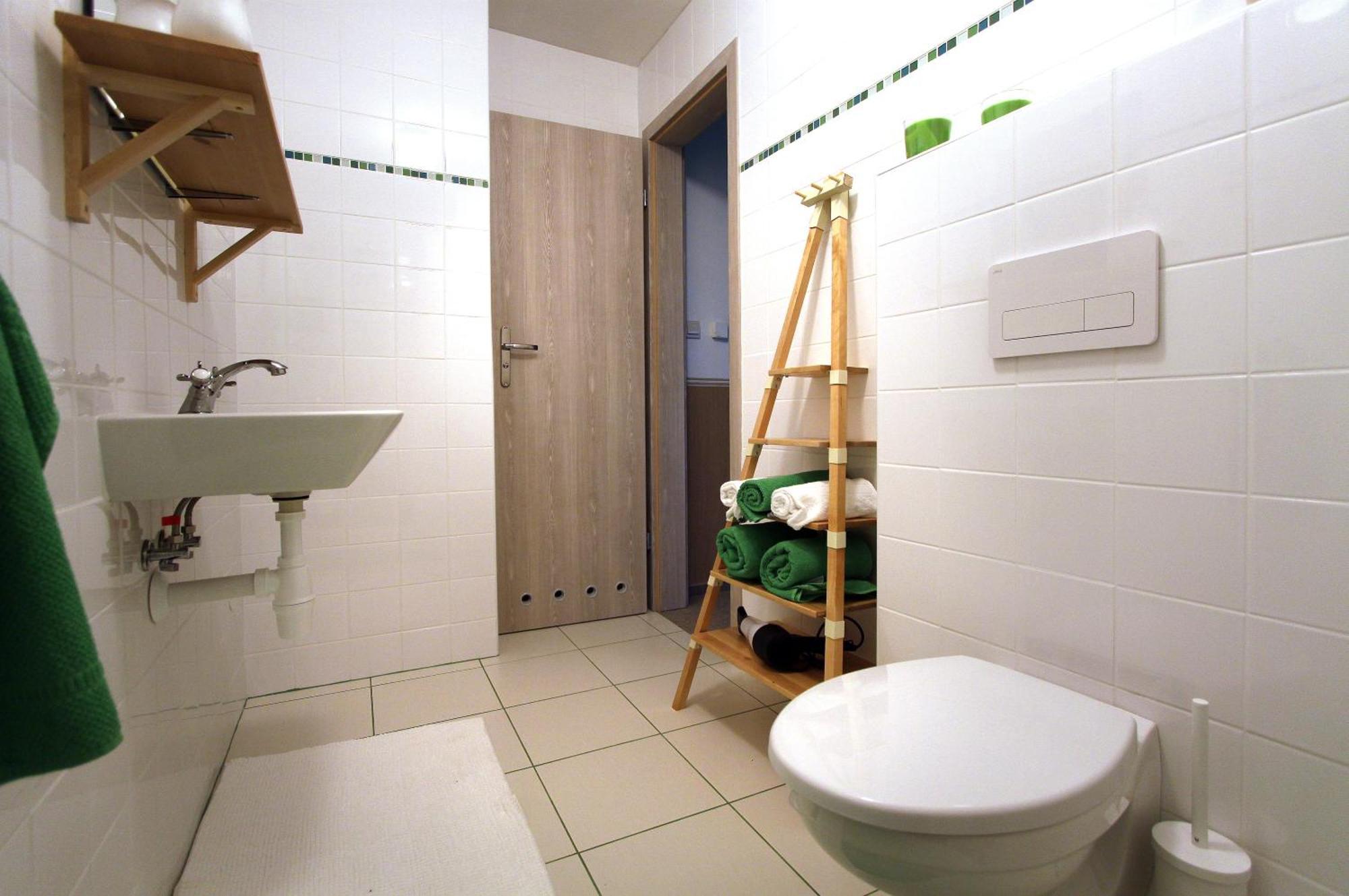 Apartmany U Basty Hlucin Екстер'єр фото